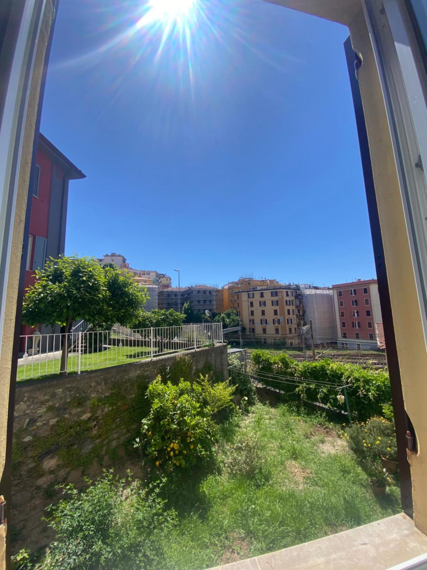 La Casa Della Stazione Lägenhet La Spezia Exteriör bild